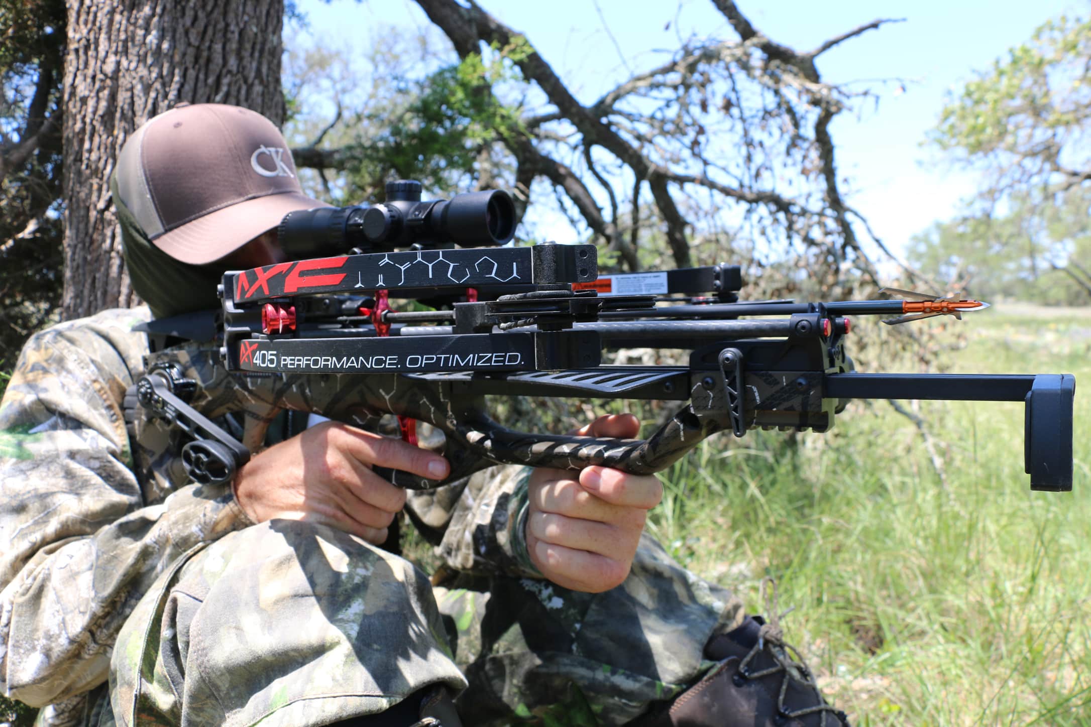 Hunt Club crossbow hunter